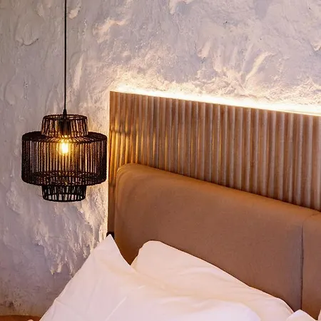 Deep Blue * Agios Prokopios (Naxos)